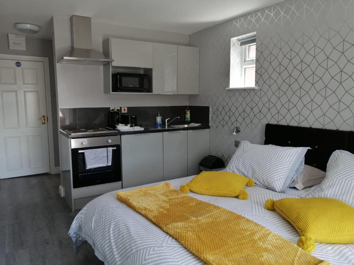 Cosgrove Bed & Breakfast Сканторп Экстерьер фото