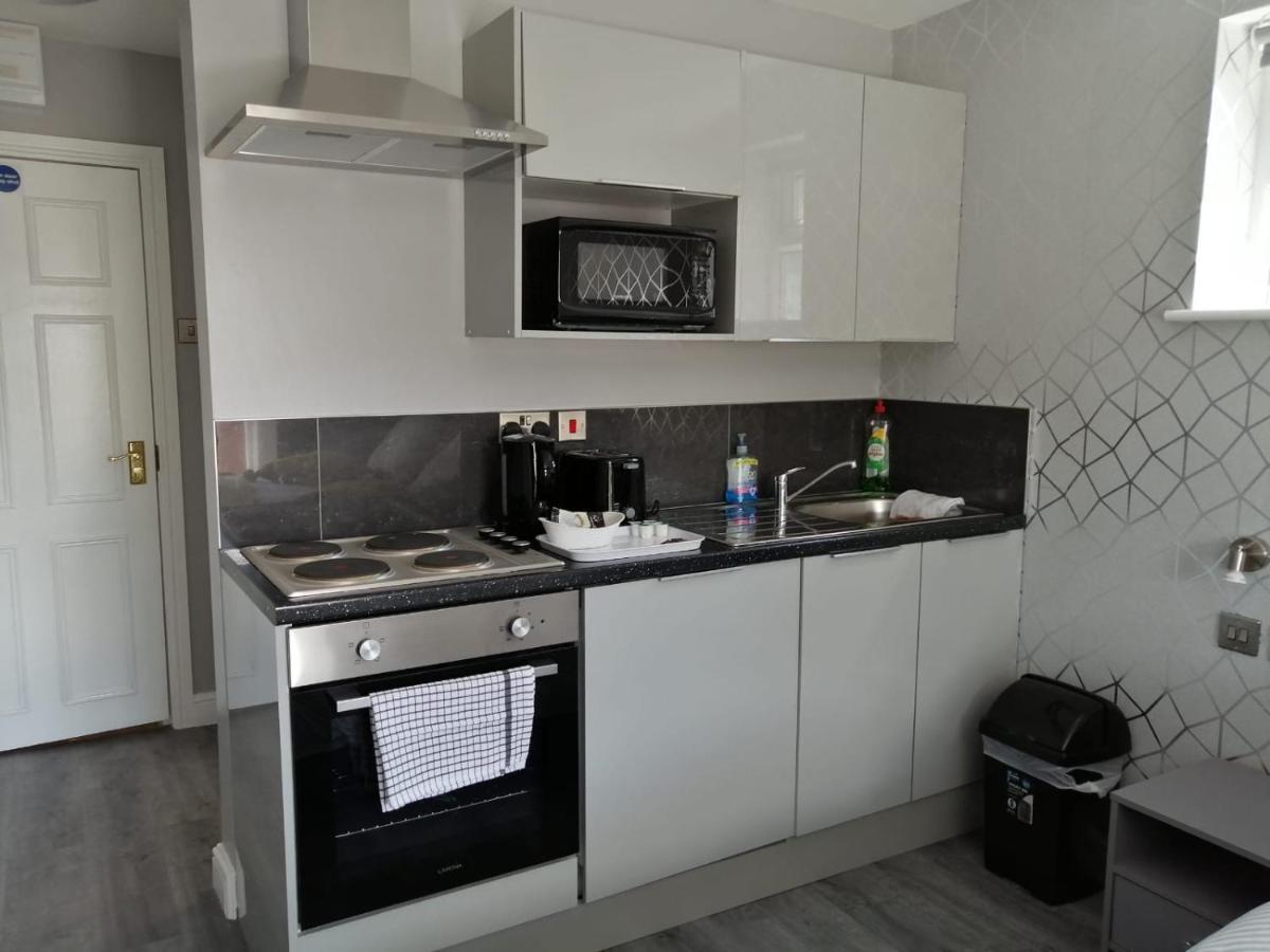 Cosgrove Bed & Breakfast Сканторп Экстерьер фото